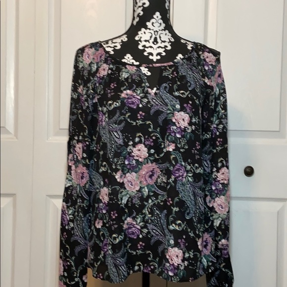A. Byer Girls Cold Shoulder Floral Top - Picture 1 of 3